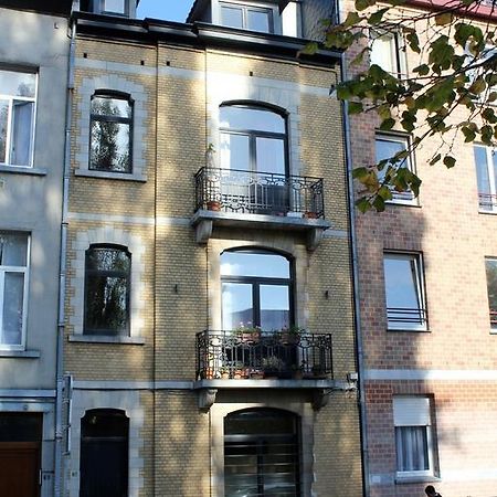 B&B La Chambre Du Zodiaque Uccle Exterior foto